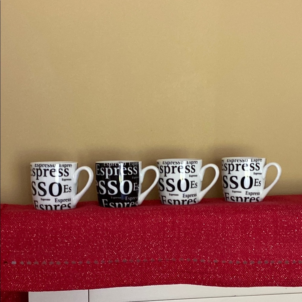 Set of 4 Porcelain Konitz Germany Espresso Cups Never Used
